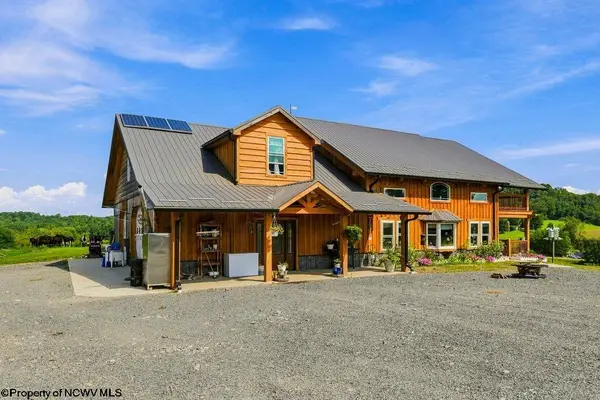 9421 Morgantown Pike, Philippi, WV 26416