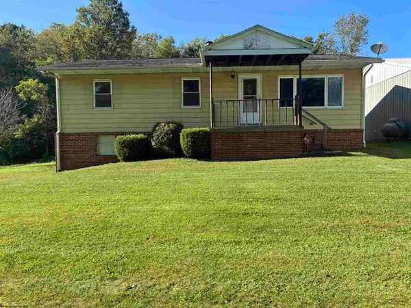 1899 W Herring Road, Masontown, WV 26542