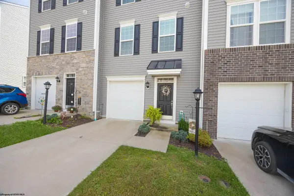 14 Dover Court, Bridgeport, WV 26330