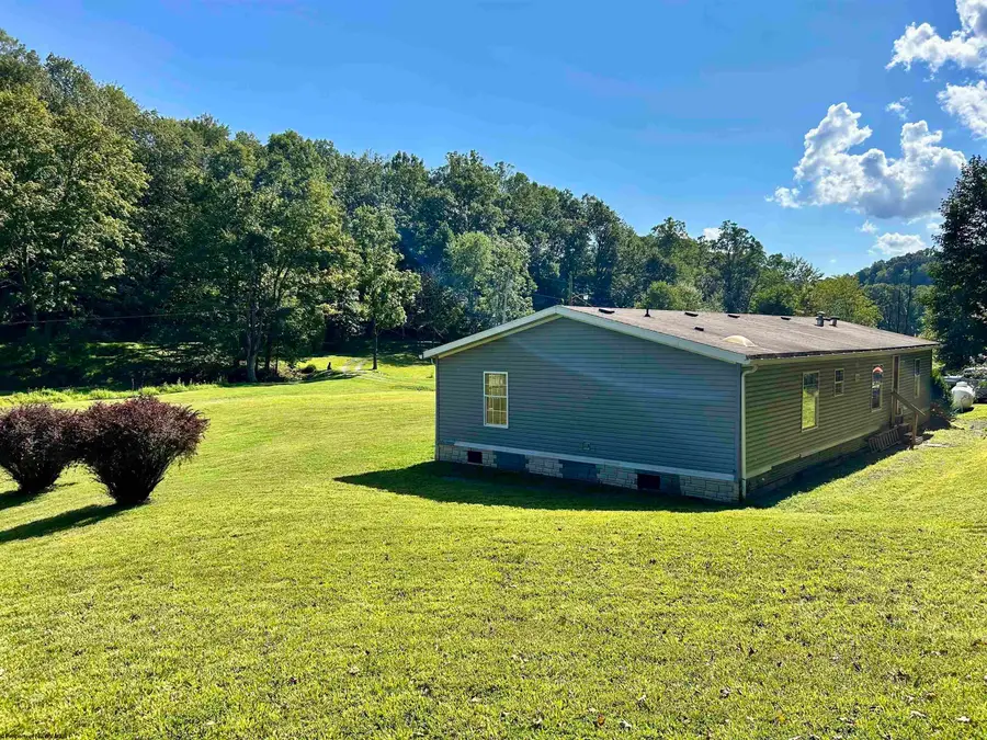 639 Burns Farm Road, Grafton, WV 26354-8710 - #3