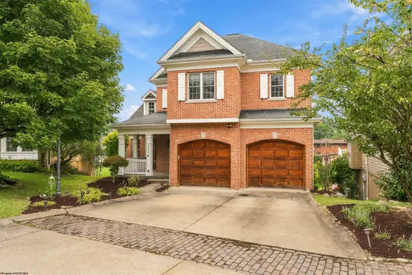 932 Suncrest Place, Morgantown, WV 26505