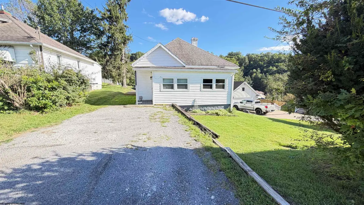 117 Grand Avenue, Bridgeport, WV 26330-1709 - #1