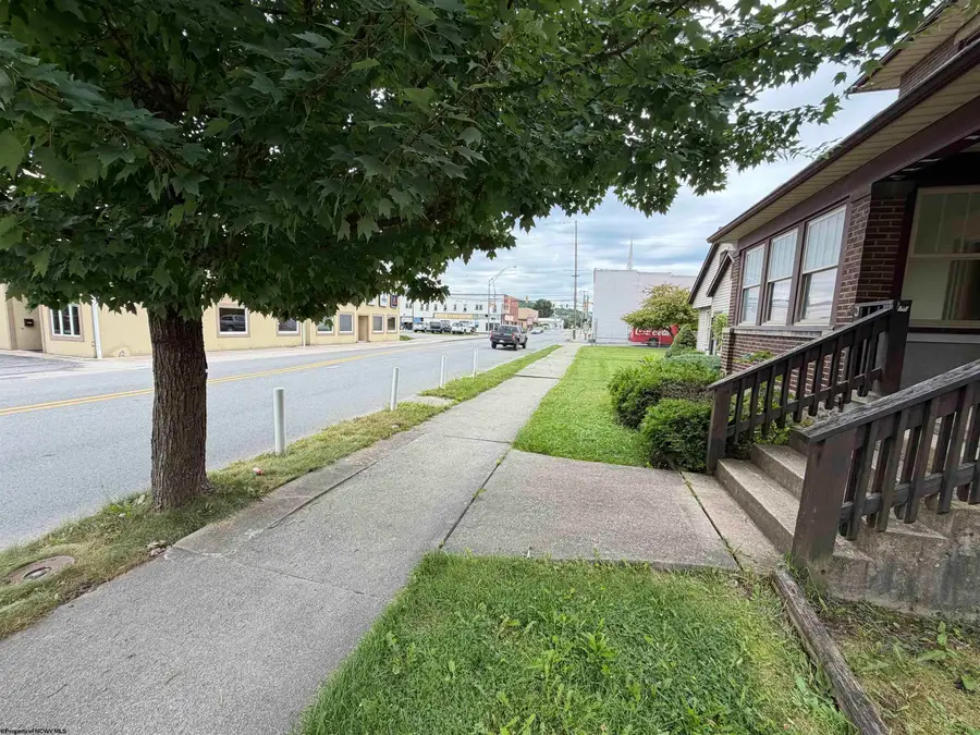 1008 S Davis Avenue, Elkins, WV 26241 - #2