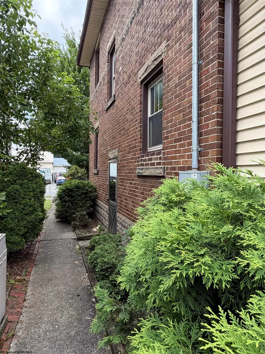 1008 S Davis Avenue, Elkins, WV 26241 - #3