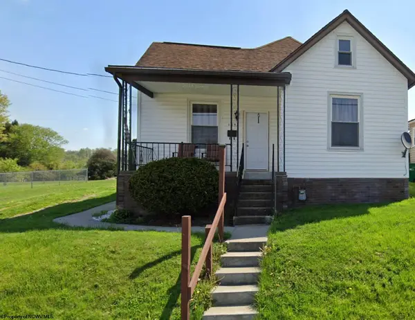 105 Fairlane Avenue, Fairmont, WV 26554