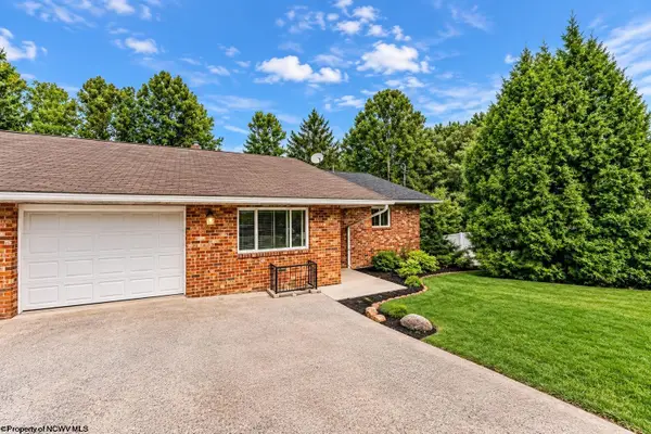 899 Tremont Street, Morgantown, WV 26505