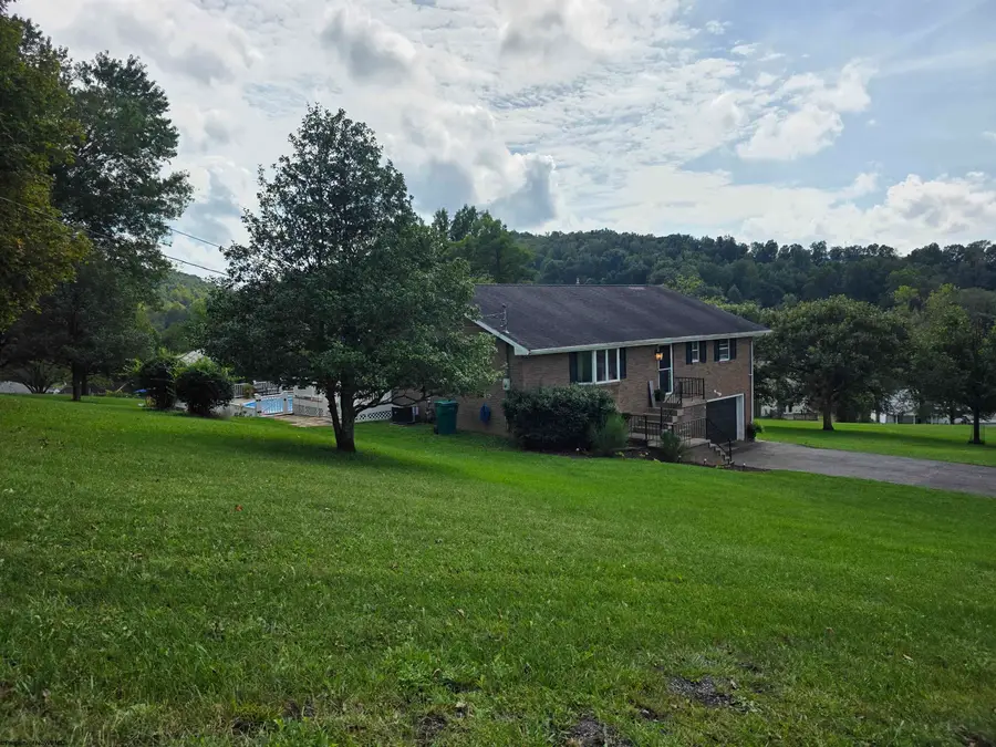 130 Green Hill Lane, Mount Clare, WV 26408 - #3