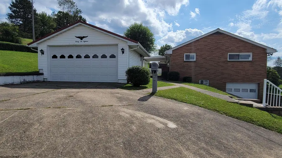 2218 Linn Ann Drive, Fairmont, WV 26554 - #3