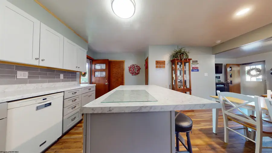 613 Mason Street, Fairmont, WV 26554 - #2