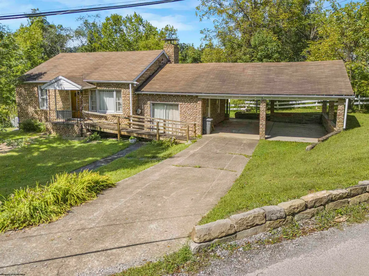 224 Diamond Avenue, Morgantown, WV 26505 - #1