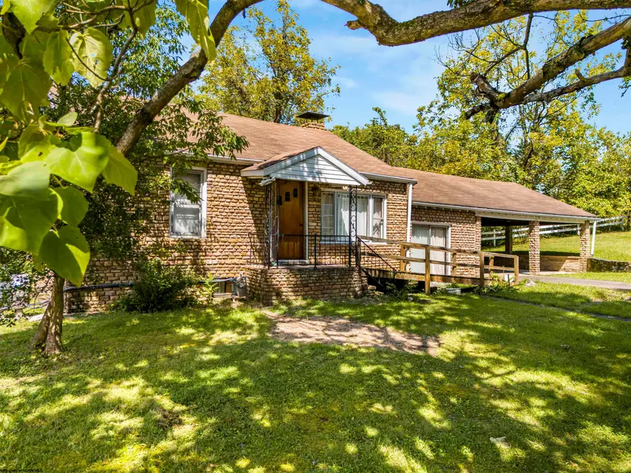 224 Diamond Avenue, Morgantown, WV 26505 - #3