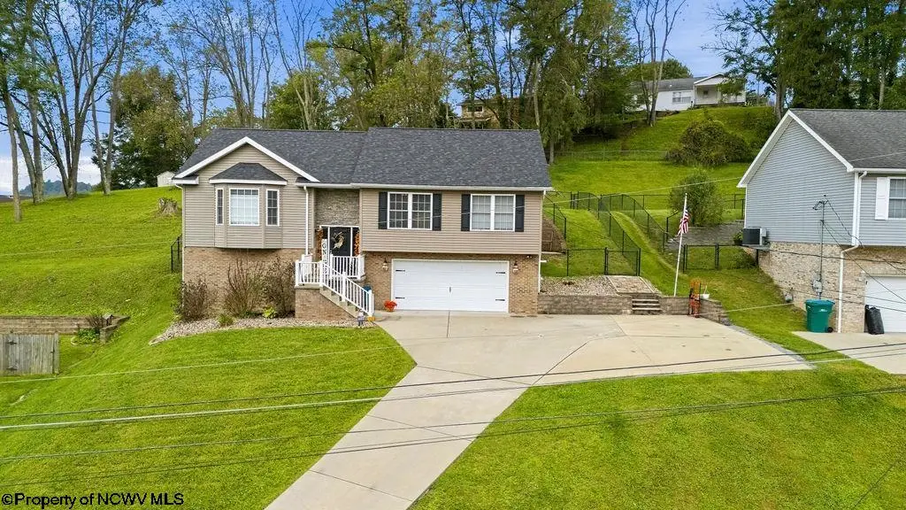 8 Coolview Lane, Bridgeport, WV 26330 - #1