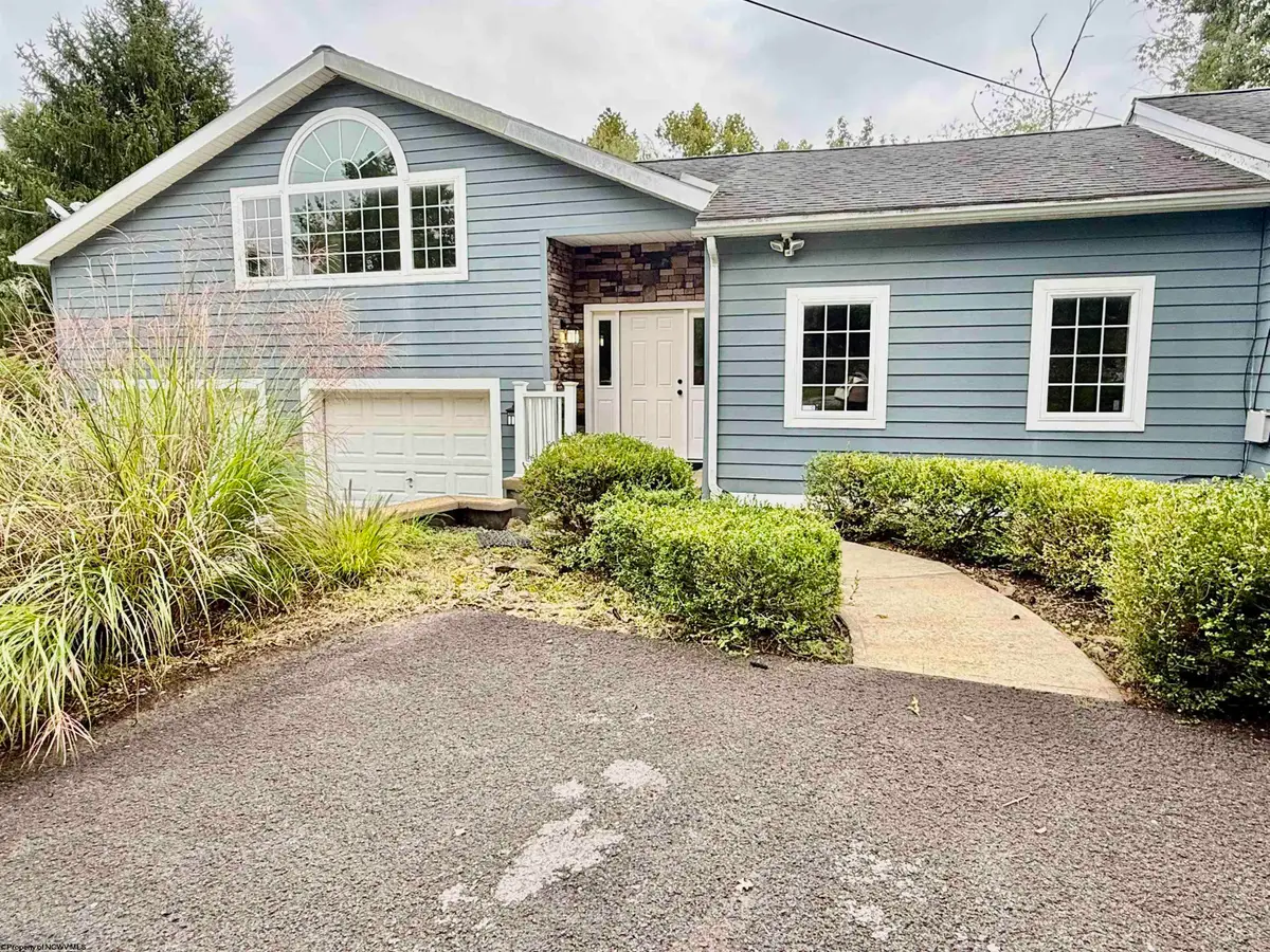 1 Pinnacle Peak Lane, Fairmont, WV 26554 - #1
