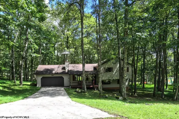 1002 Goldenrod Drive, Terra Alta, WV 26764