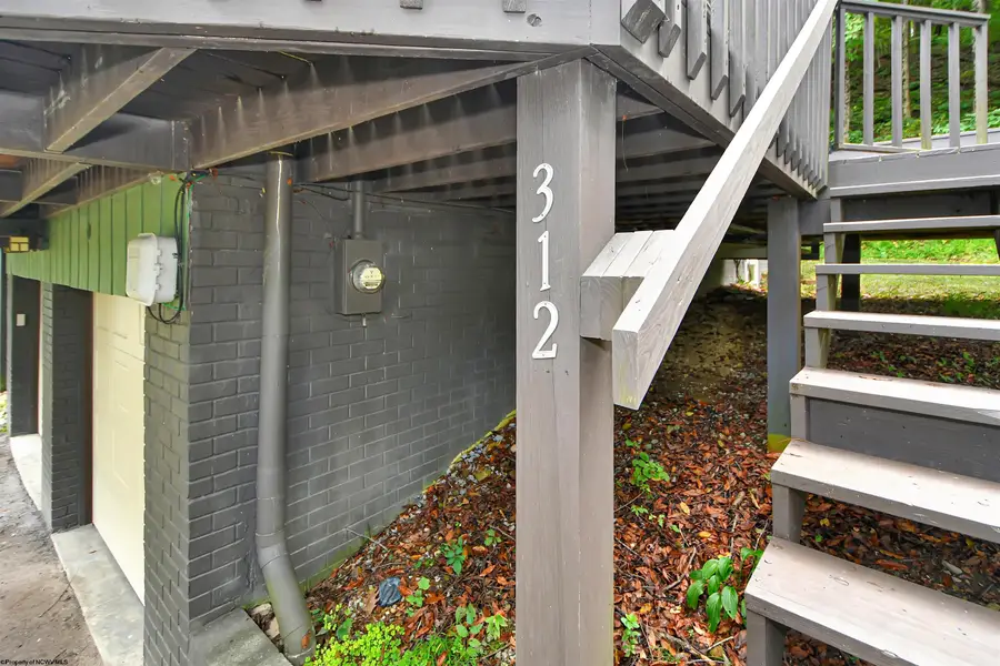 312 Brooke Avenue, Morgantown, WV 26505 - #3