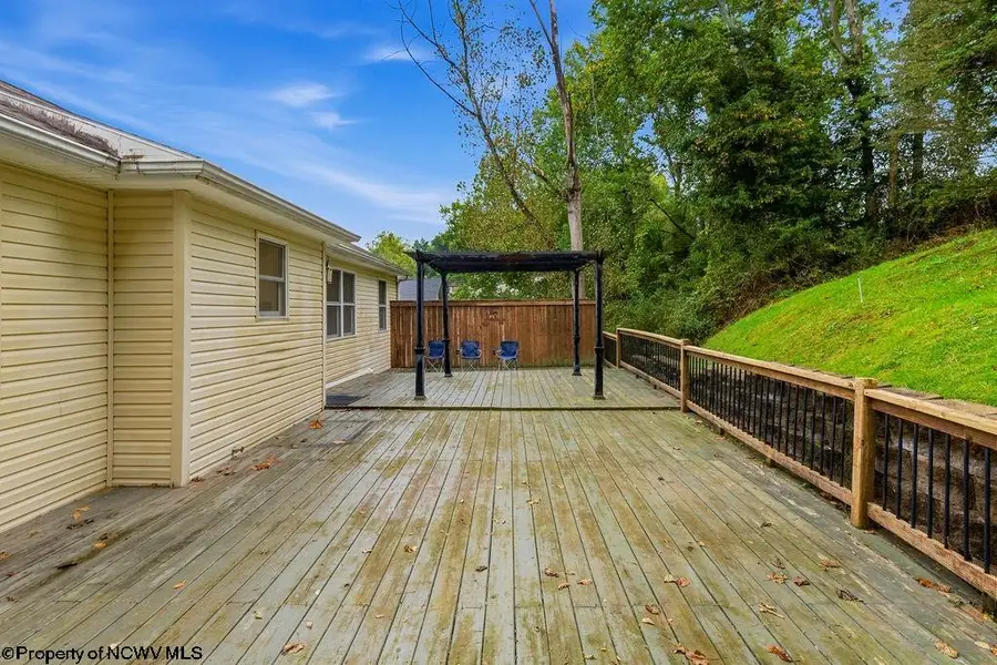 828 Bishop Drive, Morgantown, WV 26505 - #3