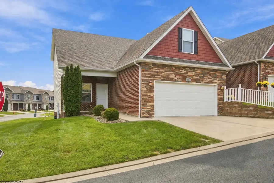 524 Persimmon Lane, Bridgeport, WV 26330 - #2