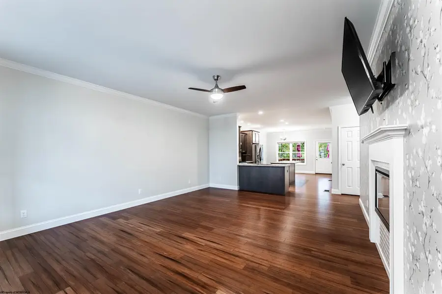 17 Banner Place, Morgantown, WV 26508 - #2