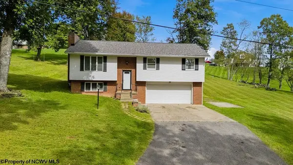 293 Forest Drive, Bridgeport, WV 26330
