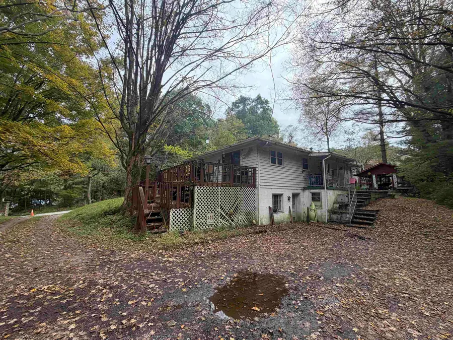20 Beulah Road, Morgantown, WV 26508 - #3