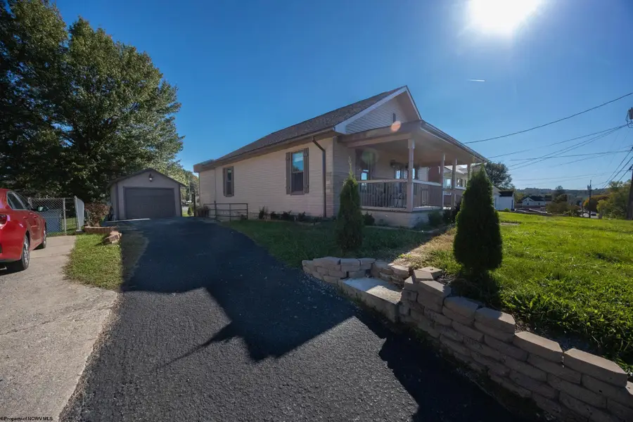 429 Grand Avenue, Bridgeport, WV 26330 - #3