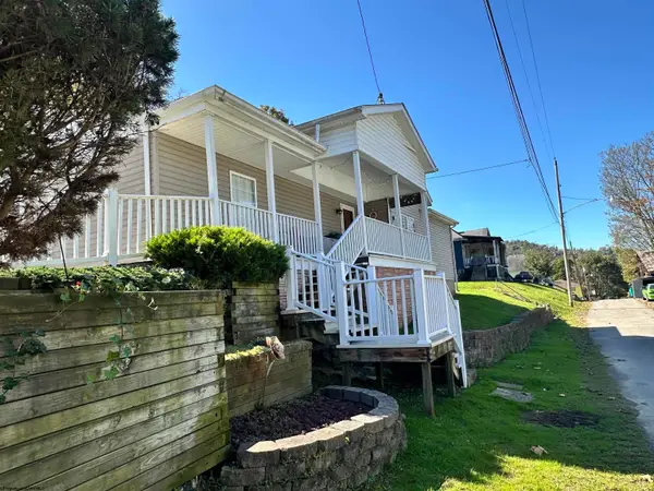 62 Maple Street, Lost Creek, WV 26385