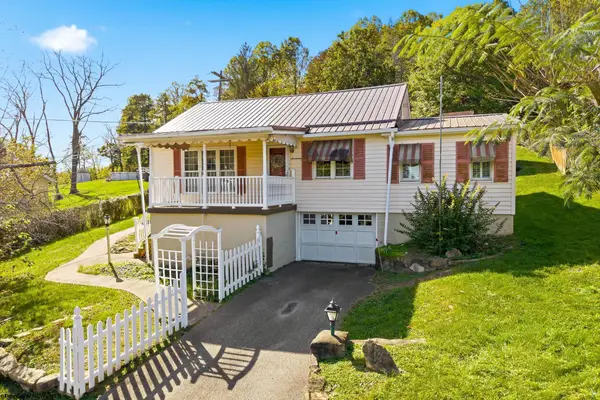 17 Circle Street, Mather, PA 15346