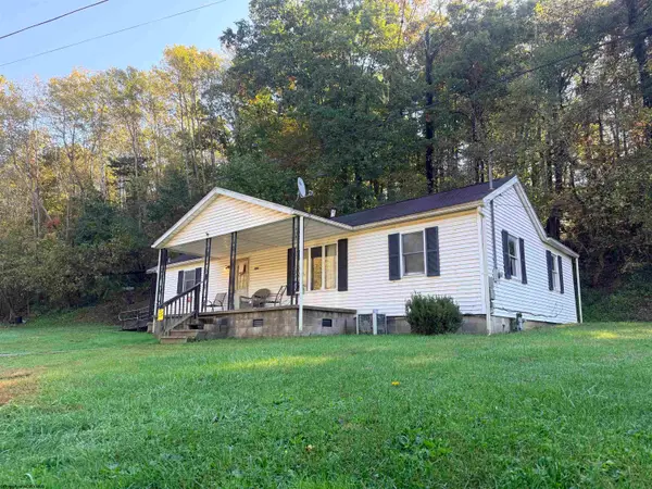 104 Layton Drive, Clarksburg, WV 26301