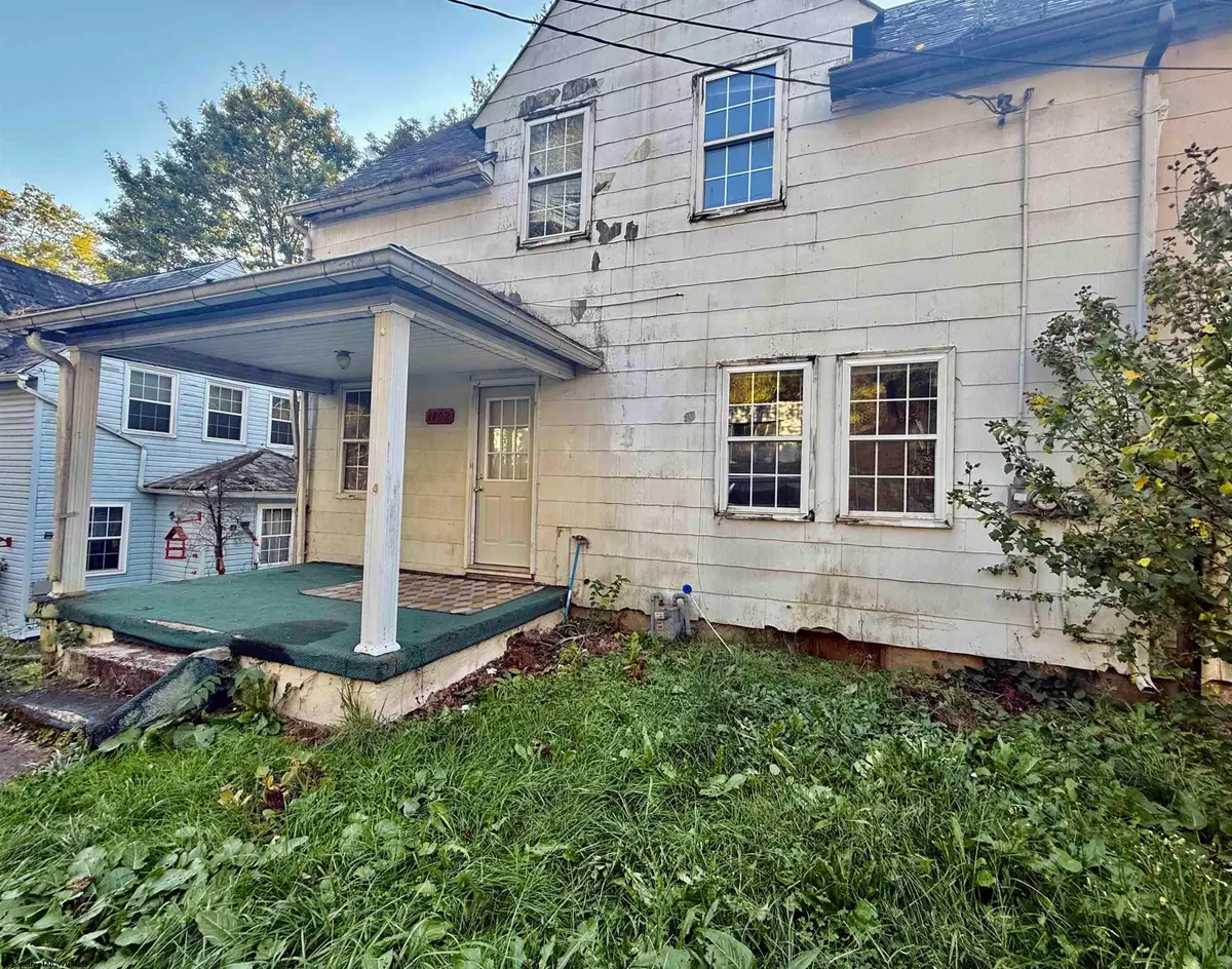 1802 Owens Avenue, Fairmont, WV 26554 - #1