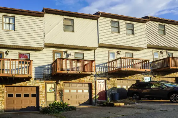 204 Cedarstone Drive, Morgantown, WV 26505