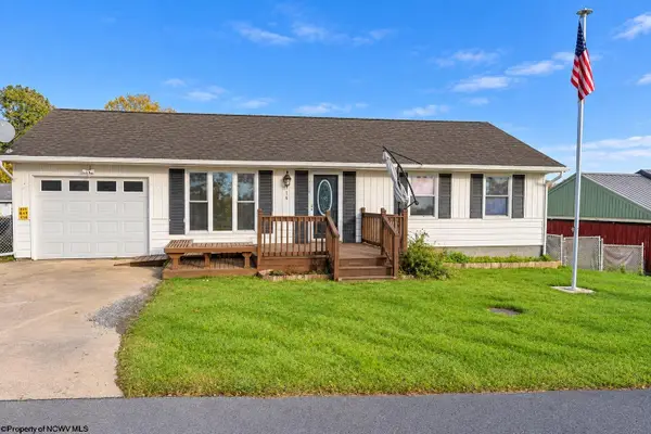 514 Hayhurst Street, Rivesville, WV 26588