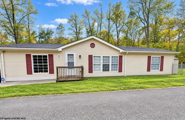 89 Valley Way, Bridgeport, WV 26330