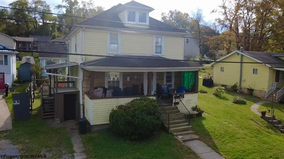 493 W Pennsylvania Avenue, Westover, WV 26501 - #1