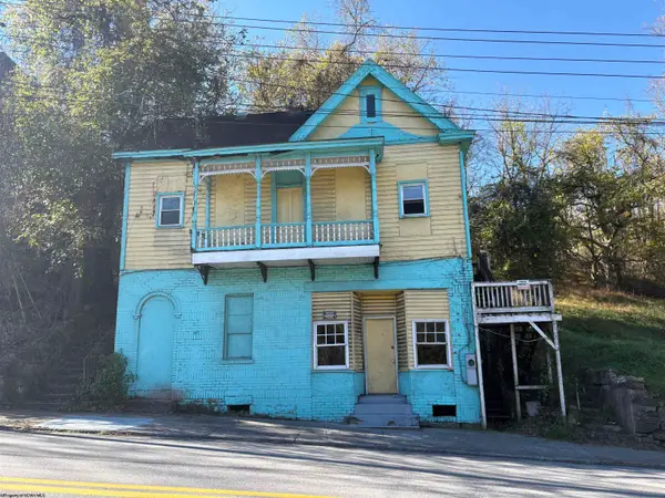 207 Pennsylvania Avenue, Fairmont, WV 26554