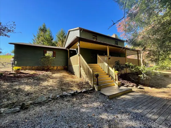 1896 Bunner Ridge Road, Fairmont, WV 26554
