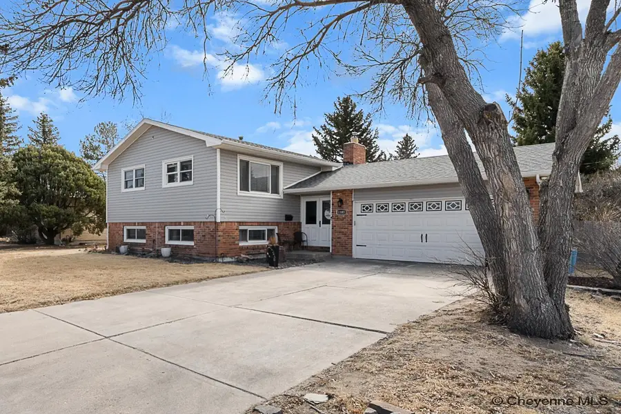 1103 E Carlson St, Cheyenne, WY 82009 - #2