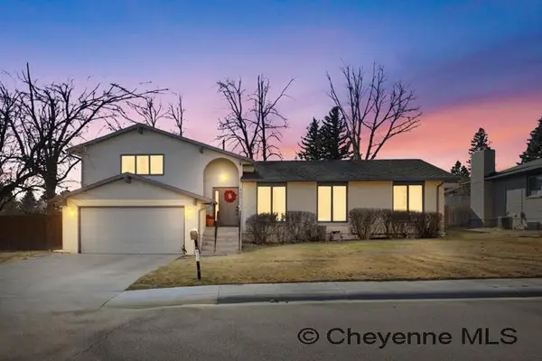803 Golden Hill St, Cheyenne, WY 82009