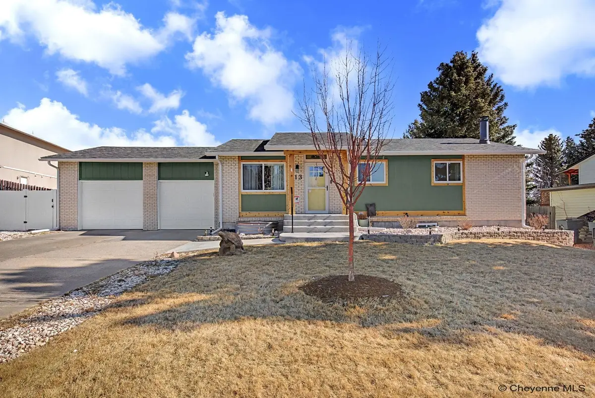 113 Applewood Ct, Cheyenne, WY 82009 - #1