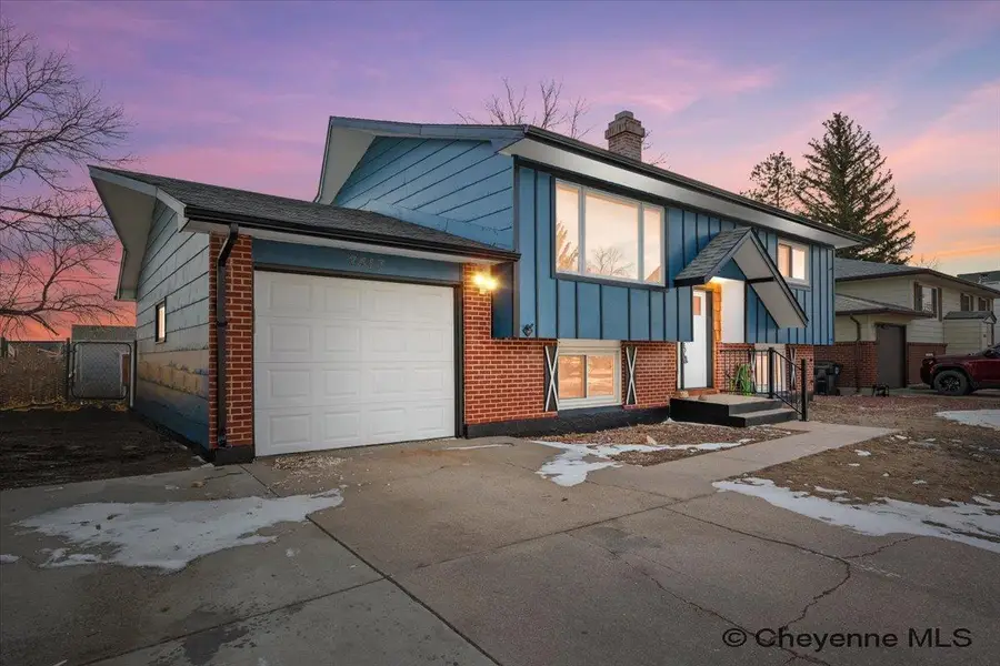 7413 Willshire Blvd, Cheyenne, WY 82009 - #2