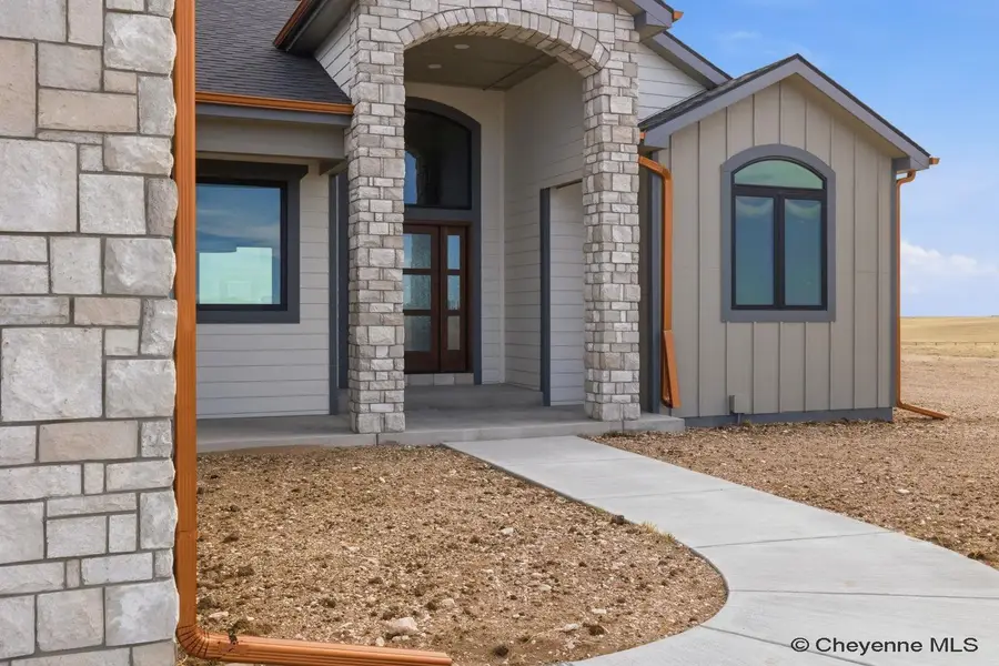 8205 Misty Mountain Rd, Cheyenne, WY 82009 - #3