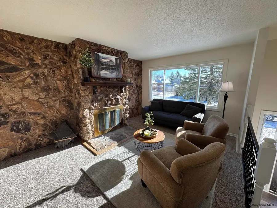 7106 Willshire Blvd, Cheyenne, WY 82009 - #2