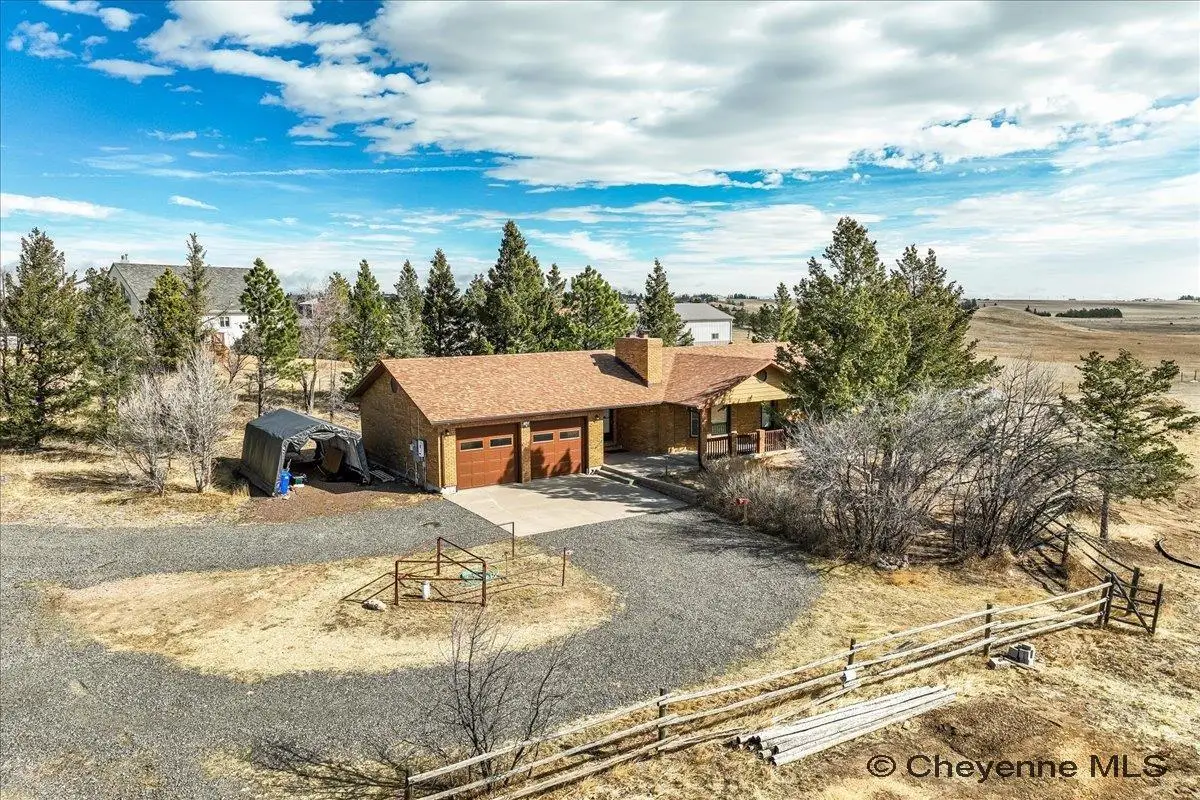8917 Powderhouse Rd, Cheyenne, WY 82009 - #1