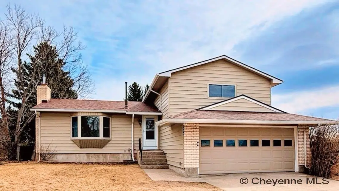 101 Applewood Ct, Cheyenne, WY 82009 - #1
