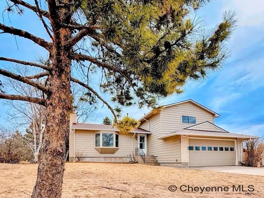 101 Applewood Ct, Cheyenne, WY 82009 - #2
