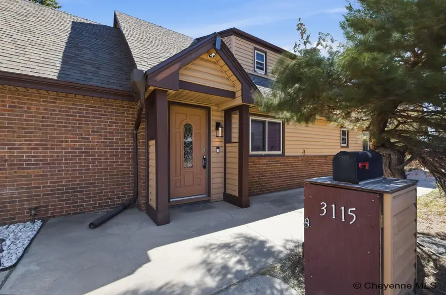3115 Bluff Pl, Cheyenne, WY 82009 - #2