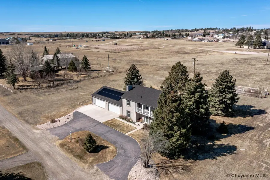 416 E Longhorn Rd, Cheyenne, WY 82009 - #2