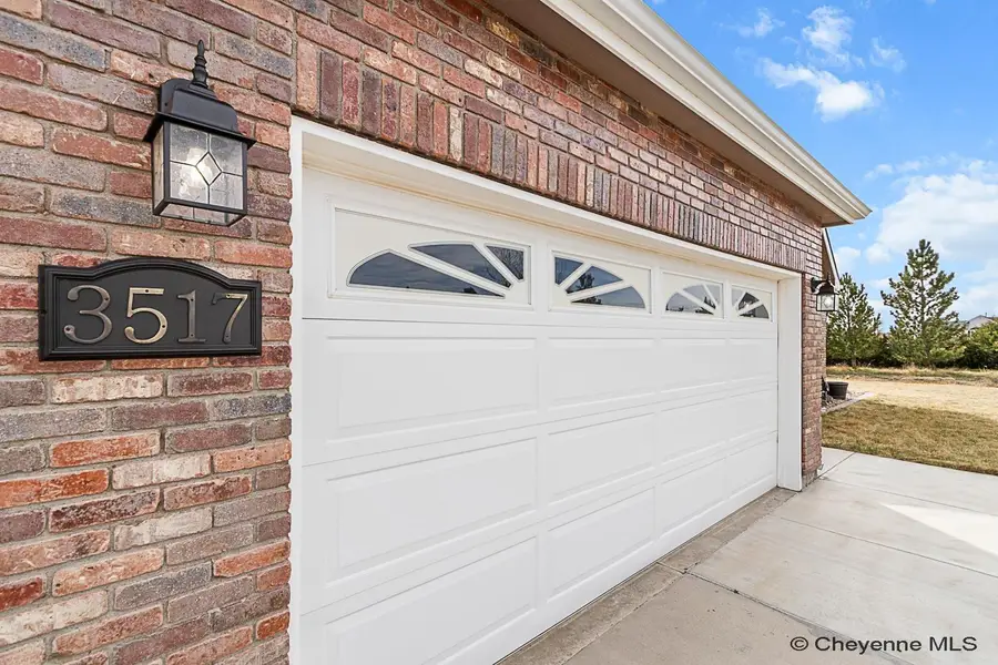 3517 Whirlaway Rd, Cheyenne, WY 82009 - #2