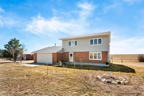 1971 Morgan Dr, Cheyenne, WY 82009