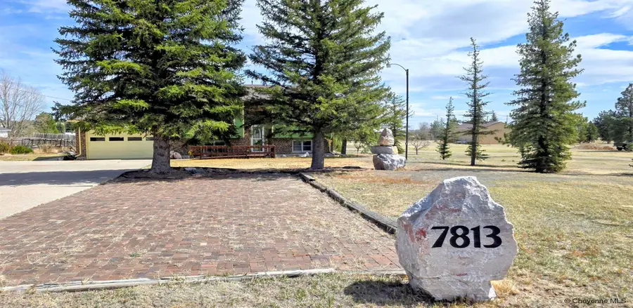 7813 Powderhouse Rd, Cheyenne, WY 82009 - #2