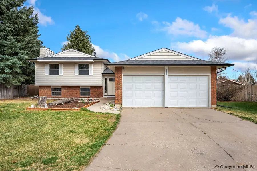112 Grandview Ct, Cheyenne, WY 82009 - #2